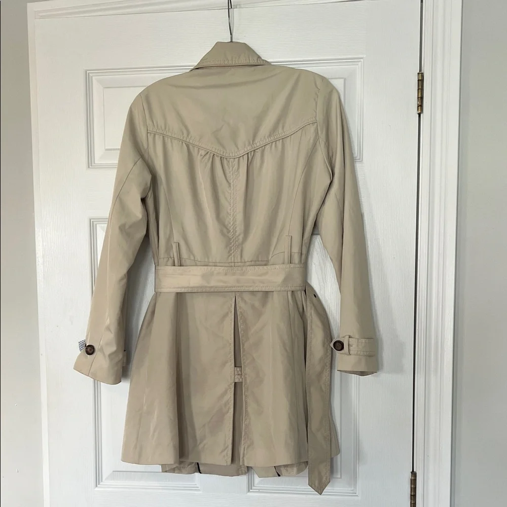 Tommy Hilfiger Classic Tan Trench Coat - Picture 3 of 5